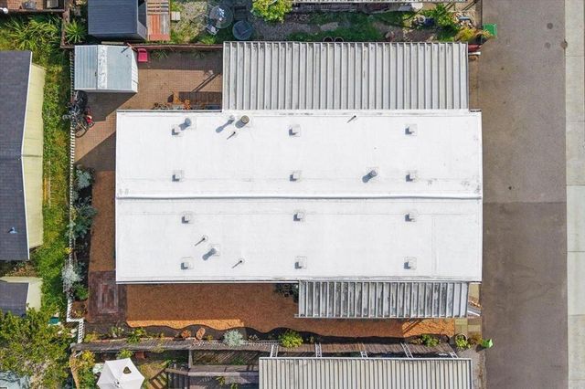 3710 Gross Road, Santa Cruz, CA 95062