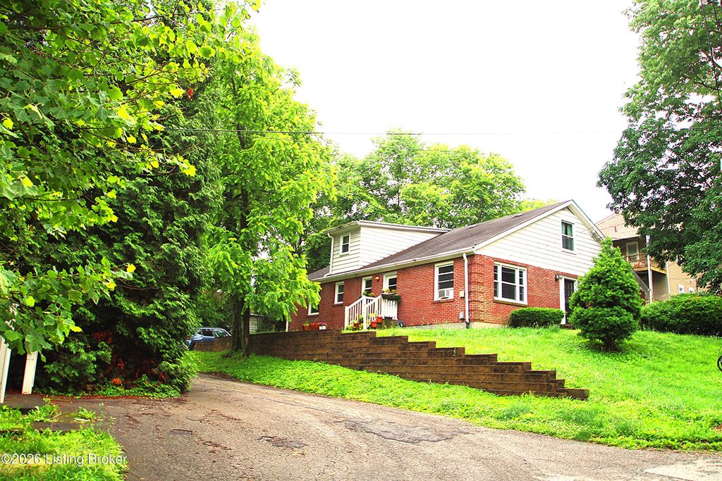2332 Sycamore Ave, Louisville, KY 40206