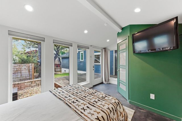 708 W Gibson ST, Austin, TX 78704