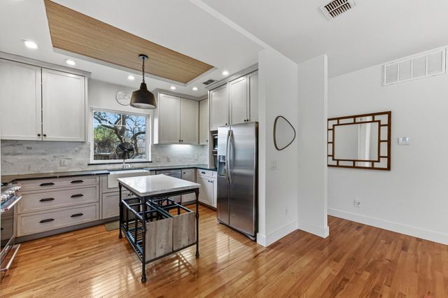 708 W Gibson ST, Austin, TX 78704