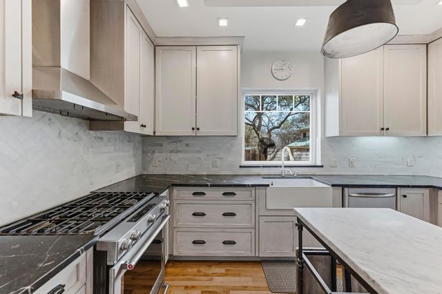 708 W Gibson ST, Austin, TX 78704