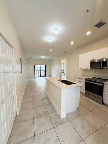 8301 NW 41st St B-107, Doral, FL 33166