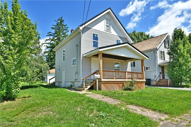 1157 Mckinley Street NE, Warren, OH 44483