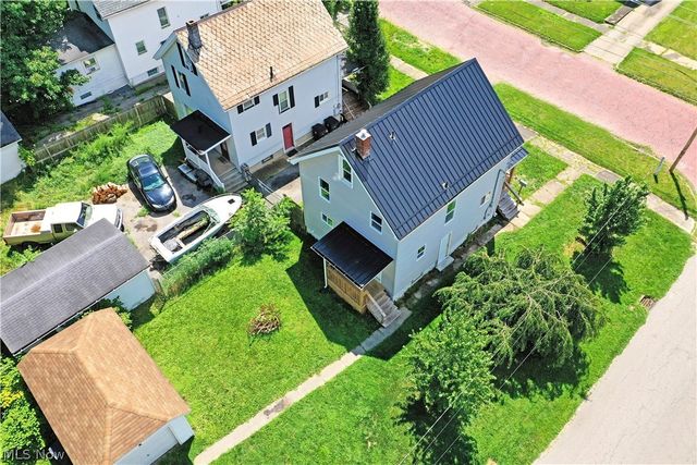1157 Mckinley Street NE, Warren, OH 44483