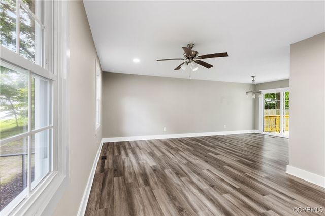 5100 CHESSWOOD Dr, North Chesterfield, VA 23237