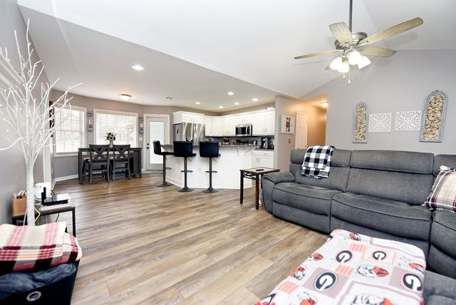 111 Seneca Way, Ellijay, GA 30540