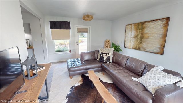 223 Cypress Point, Lorida, FL 33857
