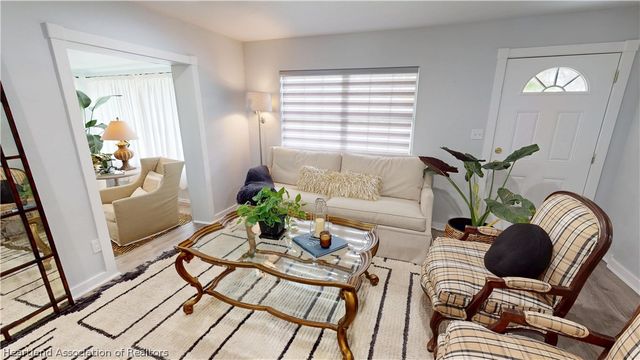 223 Cypress Point, Lorida, FL 33857