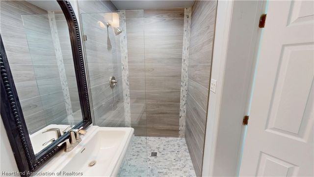 223 Cypress Point, Lorida, FL 33857