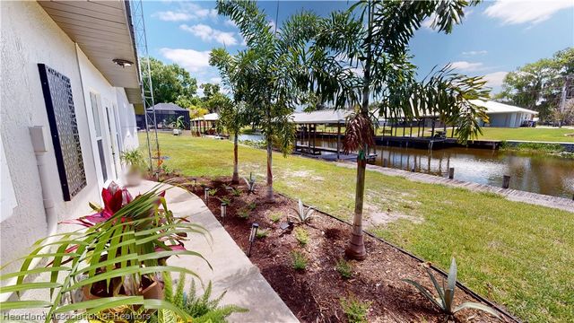 223 Cypress Point, Lorida, FL 33857