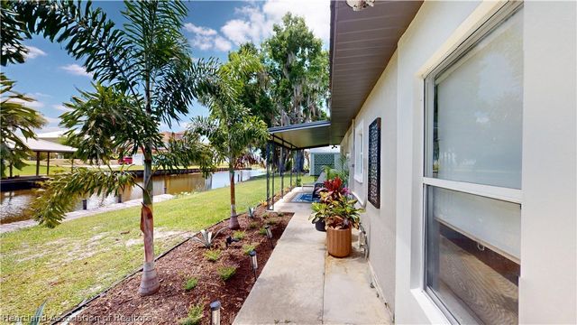 223 Cypress Point, Lorida, FL 33857