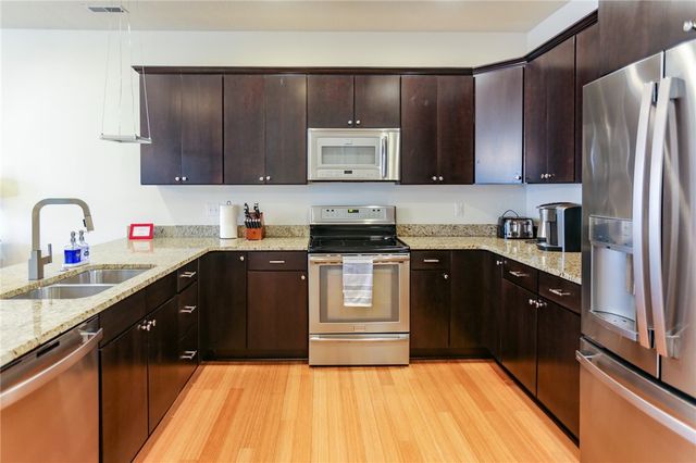 161 S 16th St, South Side, PA 15203