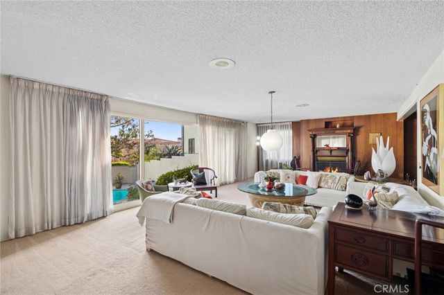 101 Kings Place, Newport Beach, CA 92663