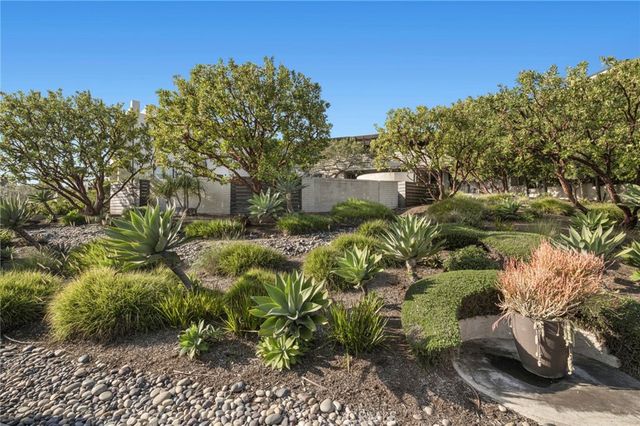 101 Kings Place, Newport Beach, CA 92663