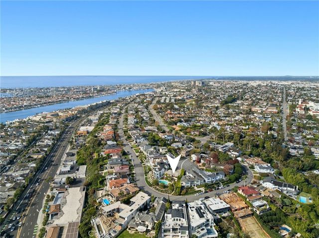 101 Kings Place, Newport Beach, CA 92663