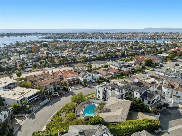 101 Kings Place, Newport Beach, CA 92663