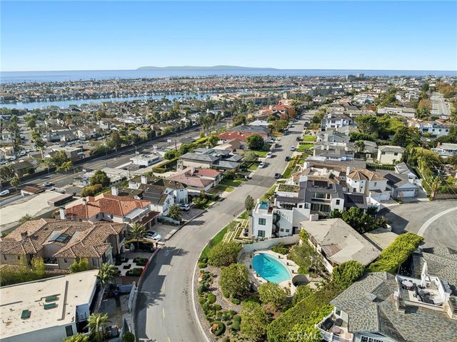 101 Kings Place, Newport Beach, CA 92663