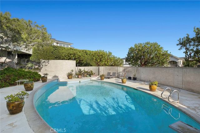 101 Kings Place, Newport Beach, CA 92663