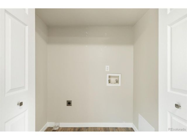 1870 Zebulon Dr, Colorado Springs, CO 80910