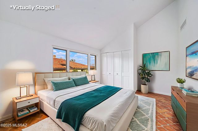 8450 N Nob Hill Drive, Tucson, AZ 85742