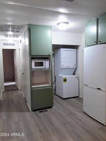 10701 N 99th Avenue 159, Peoria, AZ 85345