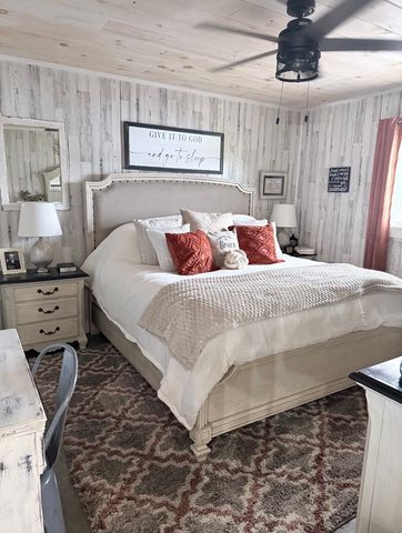 99 Busby Rd, Loretto, TN 38469