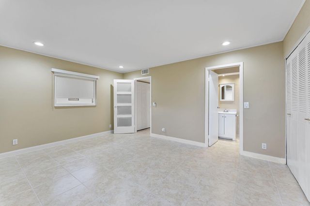 527 Brittany K, Delray Beach, FL 33446