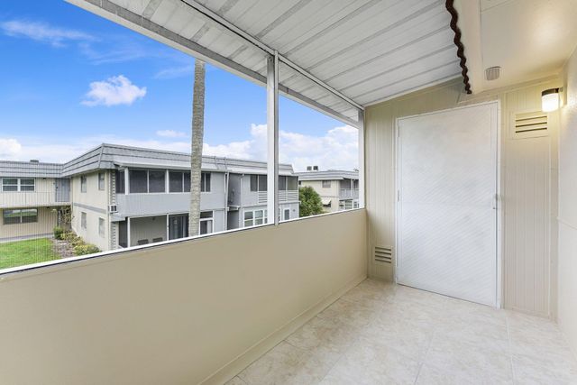 527 Brittany K, Delray Beach, FL 33446