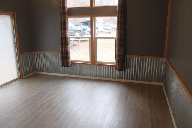 5406 Johnson Creek RD, Covington, VA 24426