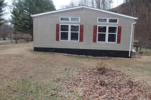 5406 Johnson Creek RD, Covington, VA 24426