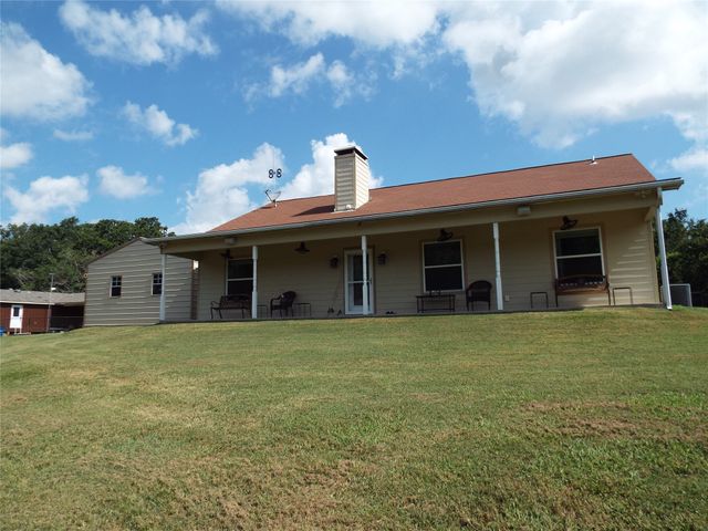 721 Midway Road, Tool, TX 75143