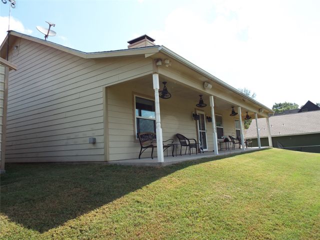 721 Midway Road, Tool, TX 75143