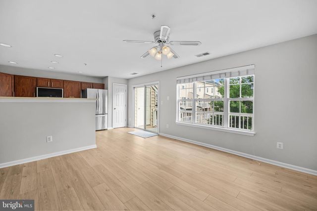 5071 KILBURN ST, Alexandria, VA 22304