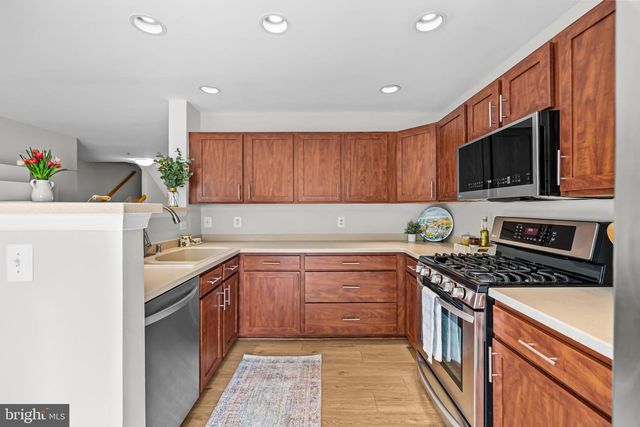 5071 KILBURN ST, Alexandria, VA 22304