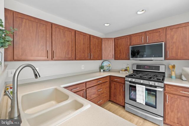 5071 KILBURN ST, Alexandria, VA 22304