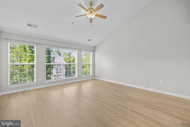 5071 KILBURN ST, Alexandria, VA 22304