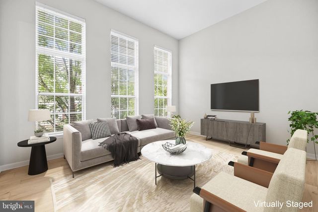 5071 KILBURN ST, Alexandria, VA 22304