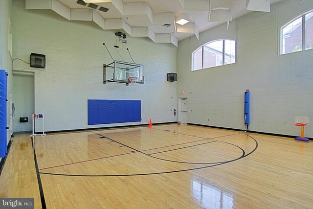 5071 KILBURN ST, Alexandria, VA 22304