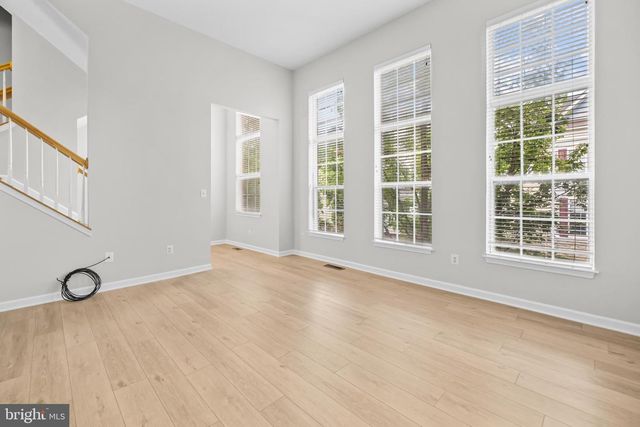 5071 KILBURN ST, Alexandria, VA 22304