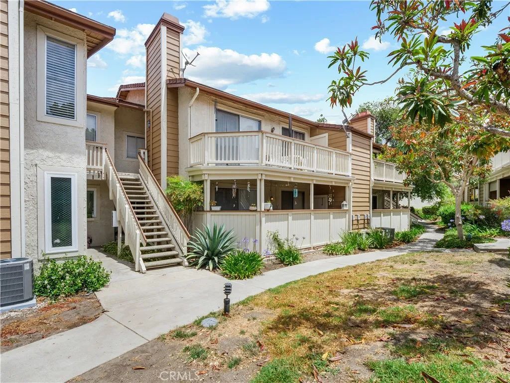 2396 Pleasant Way I, Thousand Oaks, CA 91362