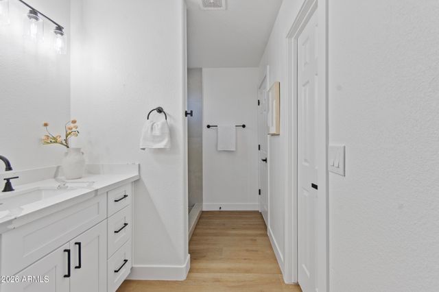 6611 S 17TH Avenue, Phoenix, AZ 85041