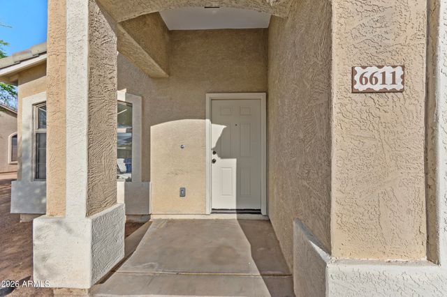 6611 S 17TH Avenue, Phoenix, AZ 85041