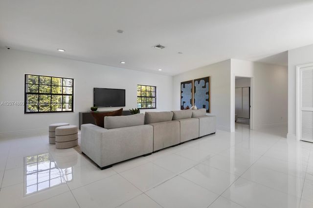 11601 SW 88th Avenue, Miami, FL 33176