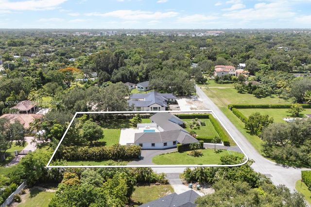 11601 SW 88th Avenue, Miami, FL 33176