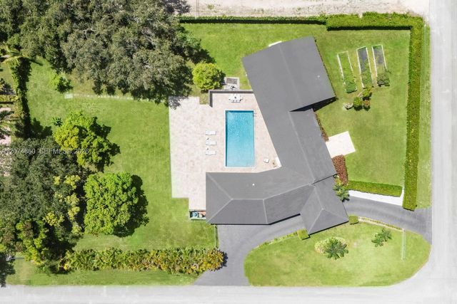 11601 SW 88th Avenue, Miami, FL 33176