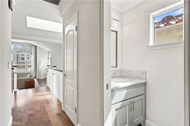1740 Havemeyer Lane, Redondo Beach, CA 90278