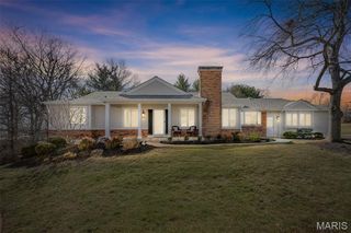 15644 Hedgeford Court, Chesterfield, MO 63017