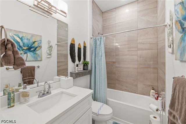 1344 NW 13th PL, Cape Coral, FL 33993