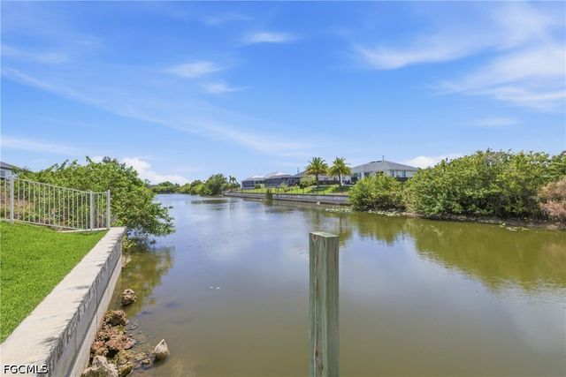 1344 NW 13th PL, Cape Coral, FL 33993