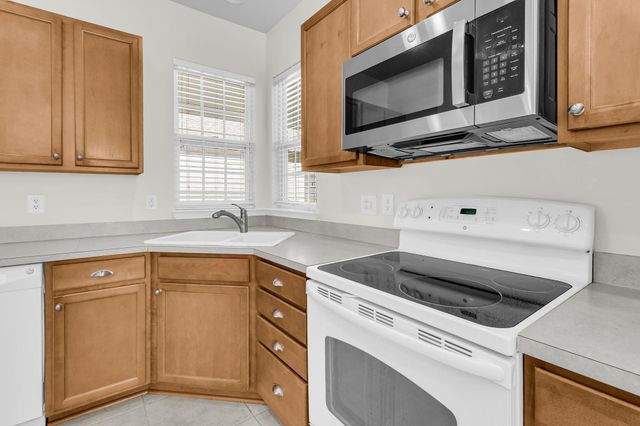 168 Sea Lavender Lane, Summerville, SC 29486